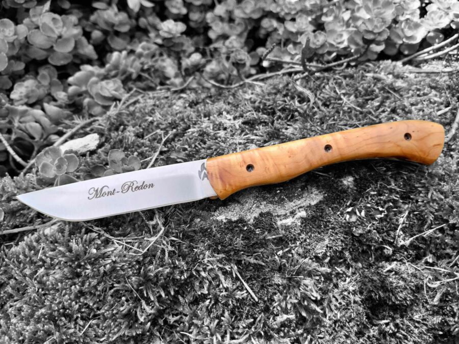 Couteau artisanal en bois de genévrier