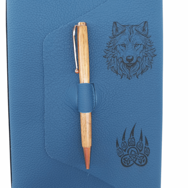 Protège carnet en cuir et son stylo