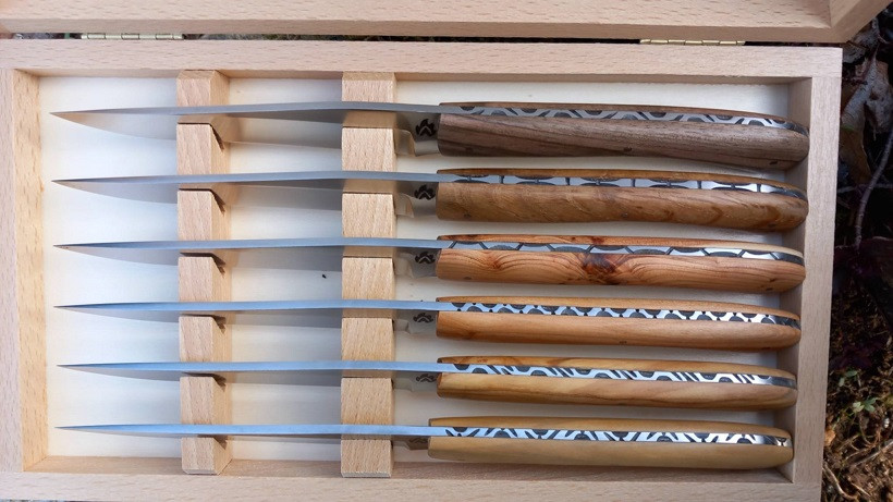Coffret de 6 couteaux de table en bois exotique ou de nos régions – Image 4