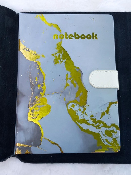 Protège carnet en cuir et son stylo – Image 2